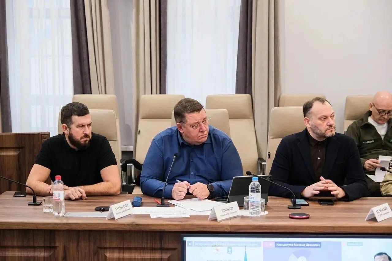 Замминистра строительства и ЖКХ РФ отметил прогресс в работе регштаба, который контролирует реконструкцию СОСК в Астраханской области Замминистра строительства и ЖКХ РФ отметил прогресс в работе регштаба, который контролирует реконструкцию СОСК в Астраханской области