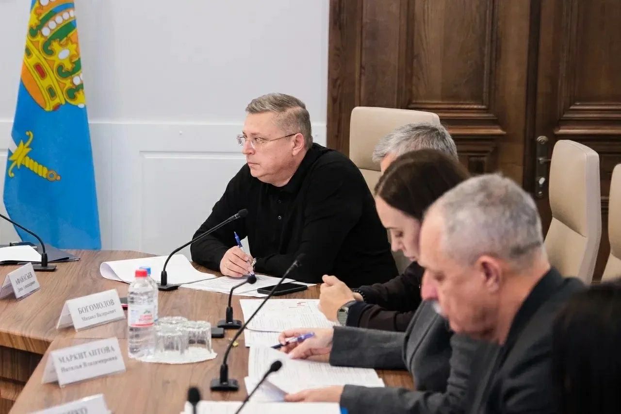 Замминистра строительства и ЖКХ РФ отметил прогресс в работе регштаба, который контролирует реконструкцию СОСК в Астраханской области Замминистра строительства и ЖКХ РФ отметил прогресс в работе регштаба, который контролирует реконструкцию СОСК в Астраханской области