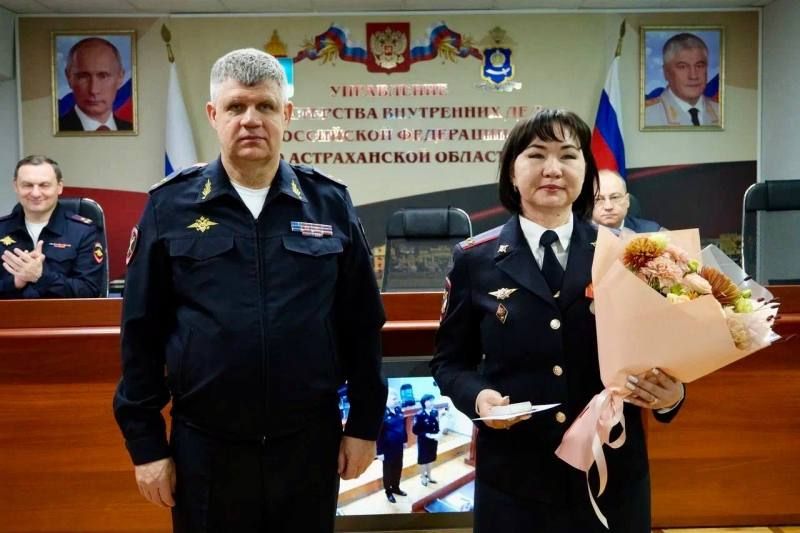 В Астрахани награждены лучшие сотрудники антинаркотической службы полиции
