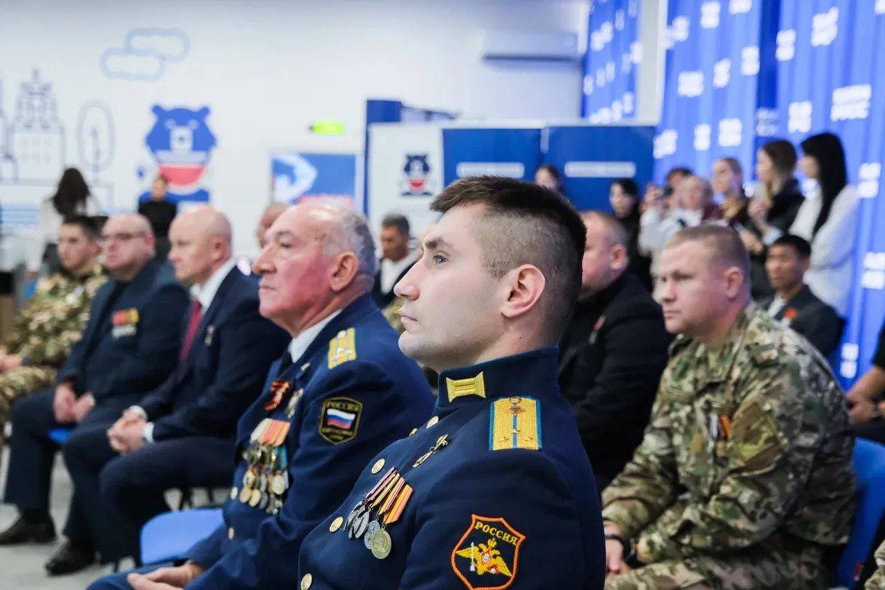 Игорь Бабушкин: День Героев Отечества – особо чтимый праздник для россиян Игорь Бабушкин: День Героев Отечества – особо чтимый праздник для россиян