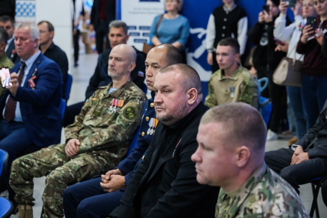 В Астрахани чествуют Героев Отечества В Астрахани чествуют Героев Отечества