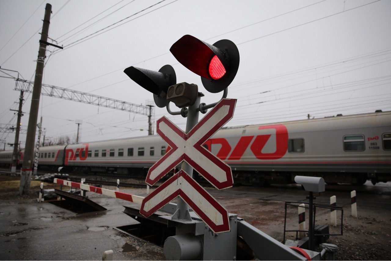 Движение ограничат через ж/д переезд в Астрахани