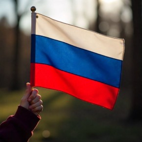 Госдума снизила возраст присяги гражданина РФ до 14 лет