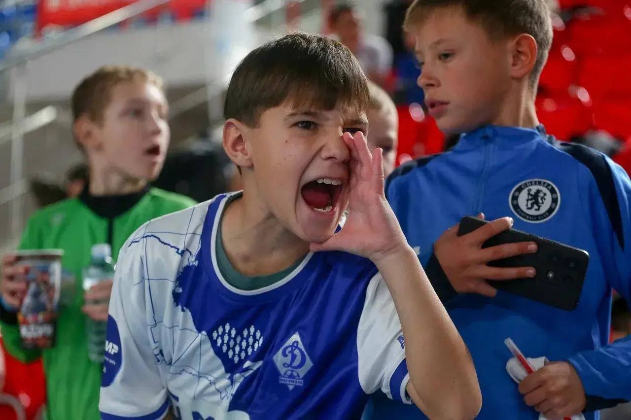 В Астрахани прошёл футбольный турнир «Кубок друзей Кротова» В Астрахани прошёл футбольный турнир «Кубок друзей Кротова»