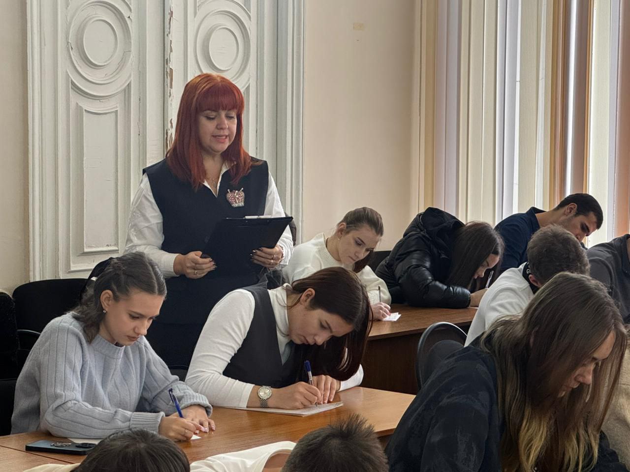 Избирательный диктант позади! Волнение рассеялось, уступив место уверенности Избирательный диктант позади! Волнение рассеялось, уступив место уверенности