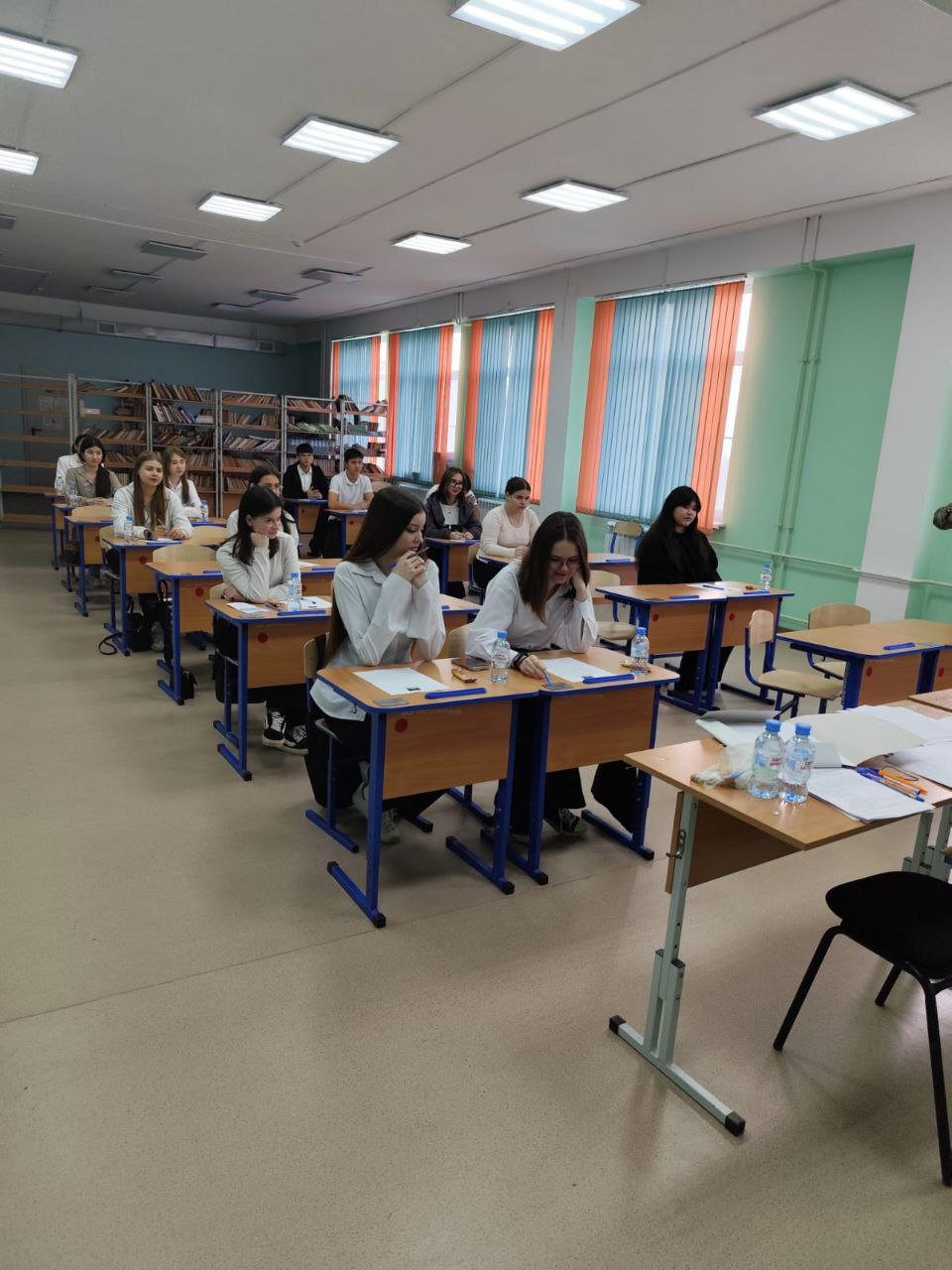 Сегодня интеллектуальное волнение охватило вузы, техникумы и колледжи – от сердца областного центра до самых отдаленных уголков региона! В разгаре Избирательный диктант! Сегодня интеллектуальное волнение охватило вузы, техникумы и колледжи – от сердца областного центра до самых отдаленных уголков региона! В разгаре Избирательный диктант!