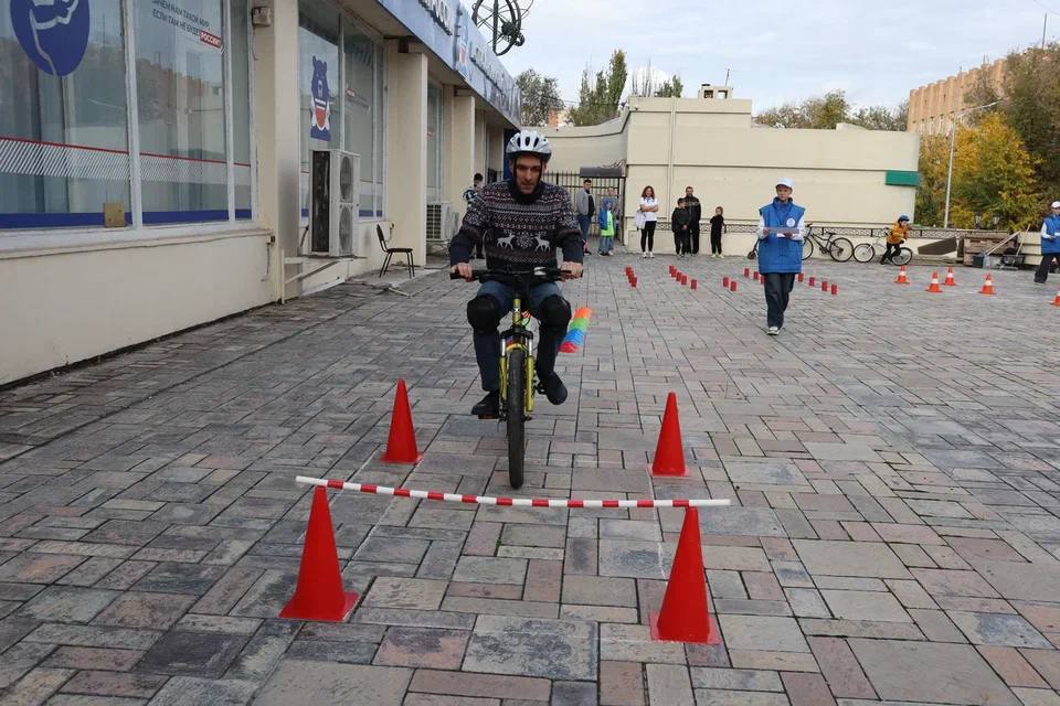 В Астрахани подвели итоги конкура «Наша семья с самокатом и велосипедом – лучшие друзья» В Астрахани подвели итоги конкура «Наша семья с самокатом и велосипедом – лучшие друзья»