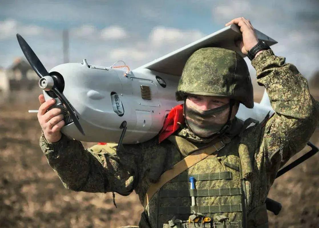 Жители Астраханской области могут заключить контракт на службу в войсках беспилотных систем РФ Жители Астраханской области могут заключить контракт на службу в войсках беспилотных систем РФ