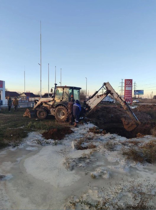 Уважаемые жители!. Ремонтные работы по улице Черно-Иванова продолжаются