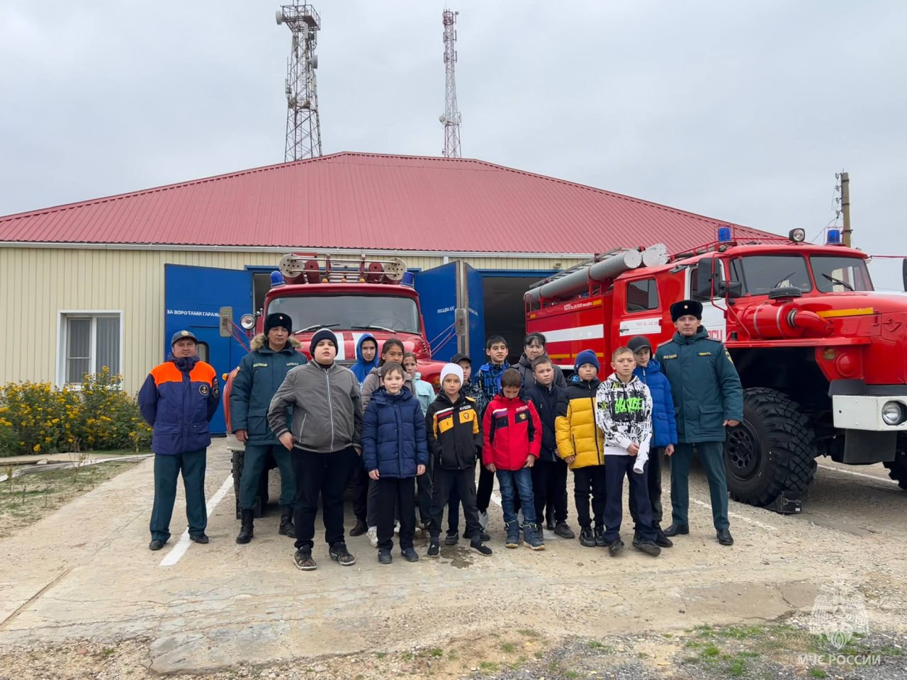 Маленькие гости в большом мире спасения