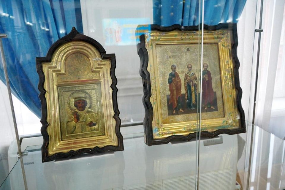 � ������������� ����� ��������� �������� ������ ��������� ������� ���������� � ��������� ������������� �����-�����������