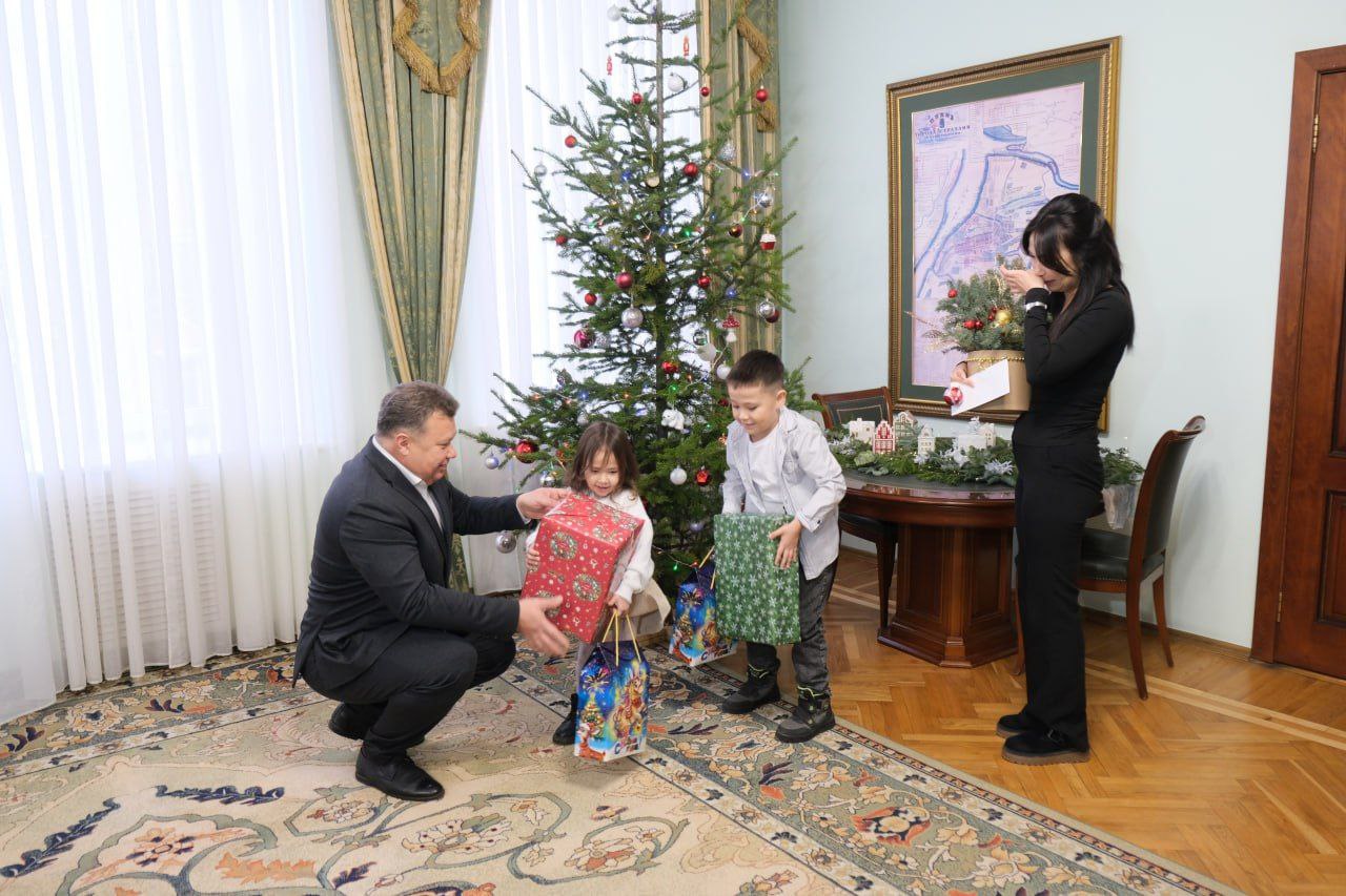 Игорь Редькин: С удовольствием принял участие в ежегодной всероссийской акции «Ёлка желаний» Игорь Редькин: С удовольствием принял участие в ежегодной всероссийской акции «Ёлка желаний»