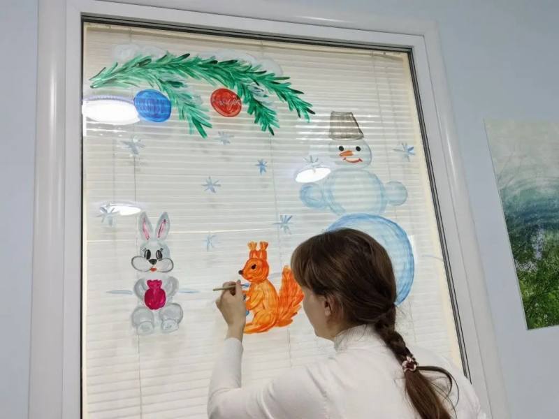 Региональный Общественный совет и волонтеры зажгли новогодние огни в паллиативном отделении Региональный Общественный совет и волонтеры зажгли новогодние огни в паллиативном отделении