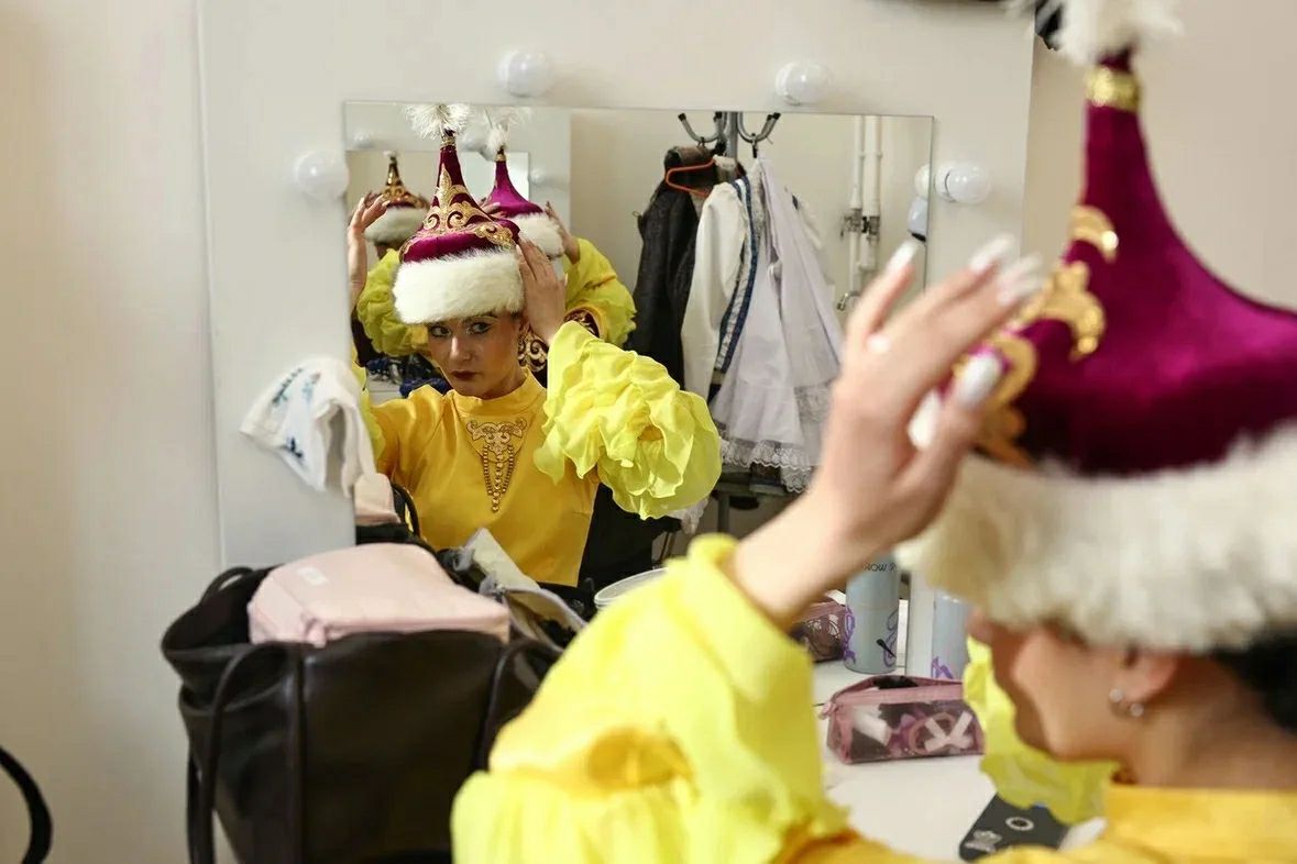 Губернатор Астраханской области Игорь Бабушкин открыл новый Дом культуры Губернатор Астраханской области Игорь Бабушкин открыл новый Дом культуры