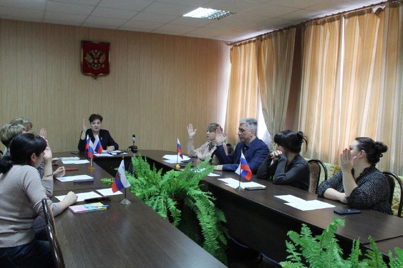 Новые составы территориальных избирательных комиссий приступили в своей работе Новые составы территориальных избирательных комиссий приступили в своей работе