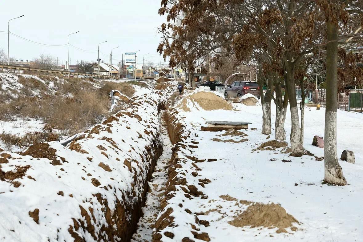 В Астраханской области продолжается капремонт напорного коллектора центральной канализации в селе Икряное В Астраханской области продолжается капремонт напорного коллектора центральной канализации в селе Икряное