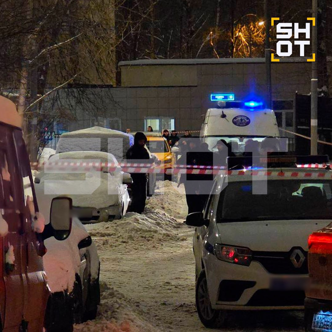 Кадры из Свиблово, где обнаружили подозрительный автомобиль, предположительно, со взрывчаткой