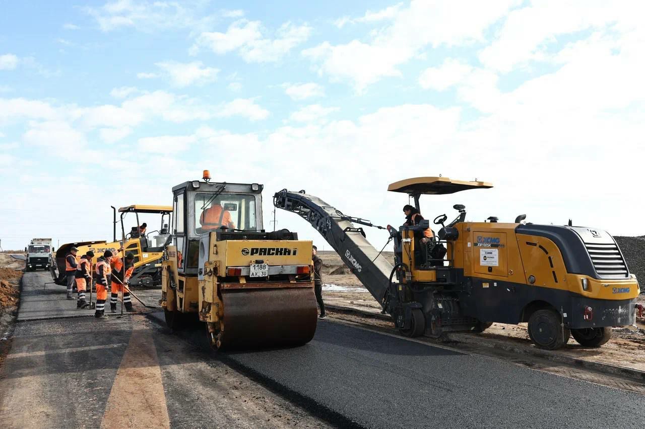 Благодаря нацпроекту «Инфраструктура для жизни» в Астраханской области отремонтировали 21 улицу, 7 автодорог и 2 моста Благодаря нацпроекту «Инфраструктура для жизни» в Астраханской области отремонтировали 21 улицу, 7 автодорог и 2 моста