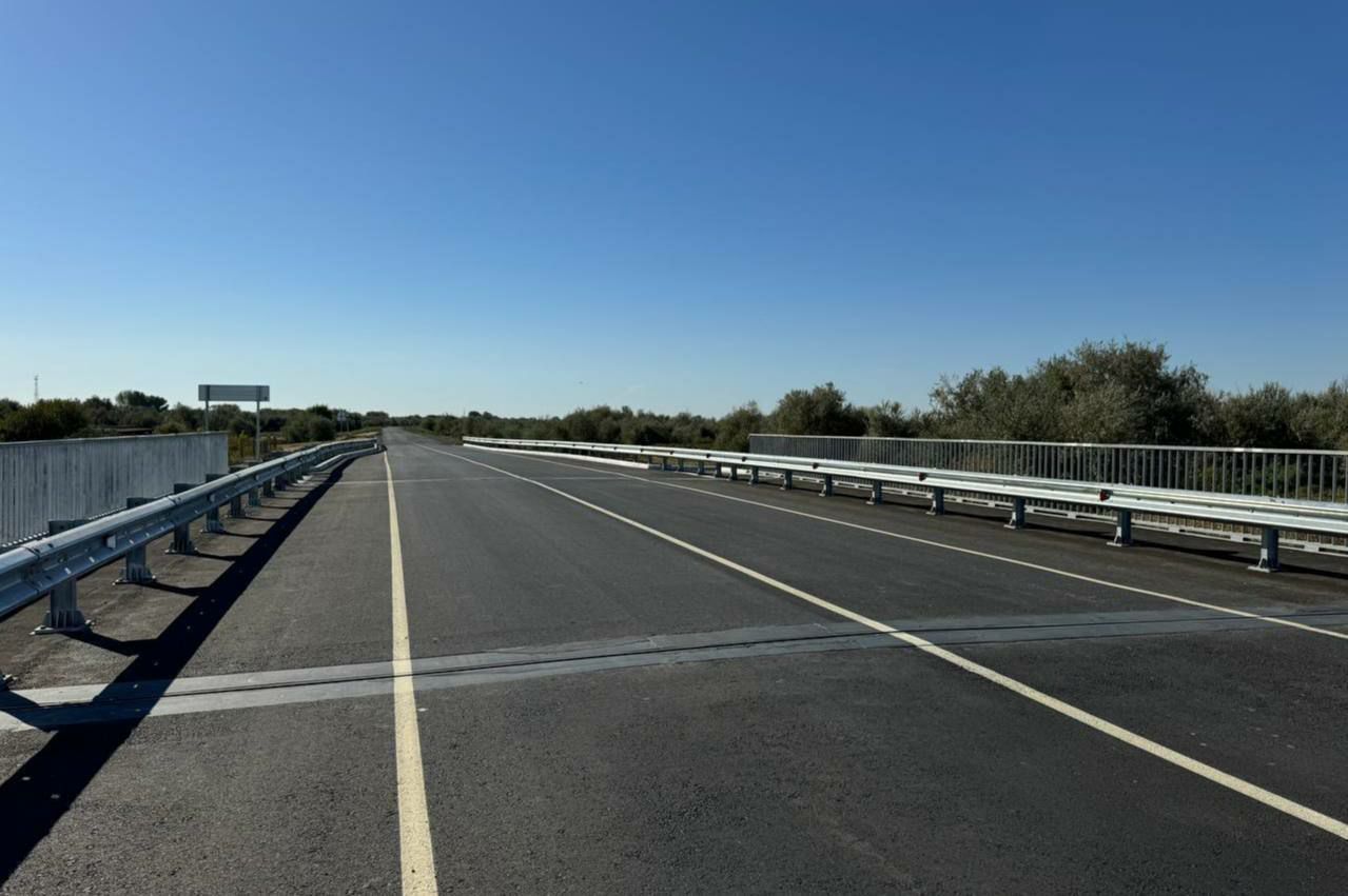 Благодаря нацпроекту «Инфраструктура для жизни» в Астраханской области отремонтировали 21 улицу, 7 автодорог и 2 моста Благодаря нацпроекту «Инфраструктура для жизни» в Астраханской области отремонтировали 21 улицу, 7 автодорог и 2 моста