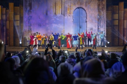 В Астрахани на новогодние концерты в кремле вновь вход свободный