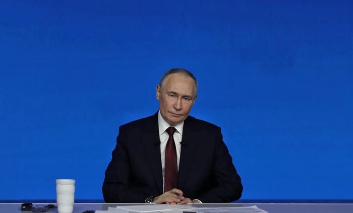 ����� ����� ������� ������� �������� � ������� ����� ��������� MAX ����� ����������