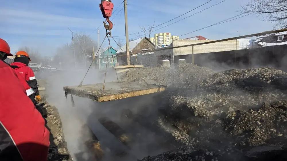 Астраханские теплосети восстановили работу магистрали на ул. 2-ая Дербентская