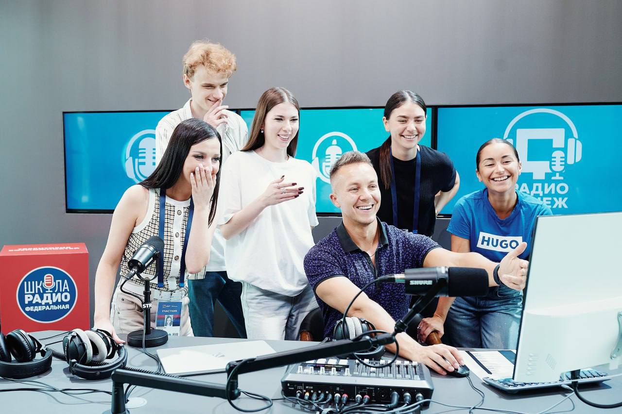 Ты из Астрахани и у тебя приятный голос? Хочешь работать на радио, озвучивать рекламные ролики, аудиокниги или видео, делать подкаст? Ты из Астрахани и у тебя приятный голос? Хочешь работать на радио, озвучивать рекламные ролики, аудиокниги или видео, делать подкаст?