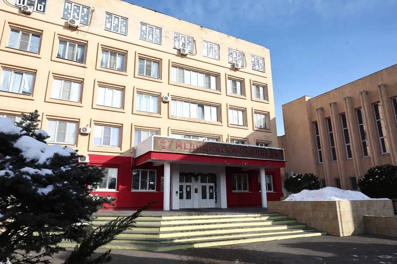 В Астраханском медицинском колледже завершили капитальный ремонт актового зала и обновили симуляционный центр В Астраханском медицинском колледже завершили капитальный ремонт актового зала и обновили симуляционный центр