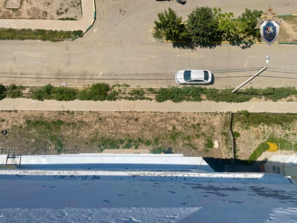 В Астрахани местный житель признан виновным в убийстве знакомого, которого он столкнул с балкона