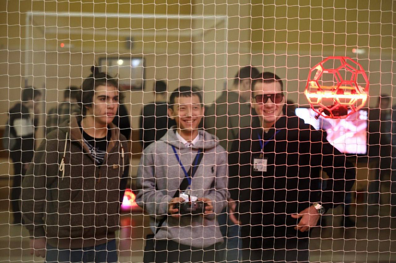 В Астрахани стартовал «Студенческий фестиваль по гонкам дронов»