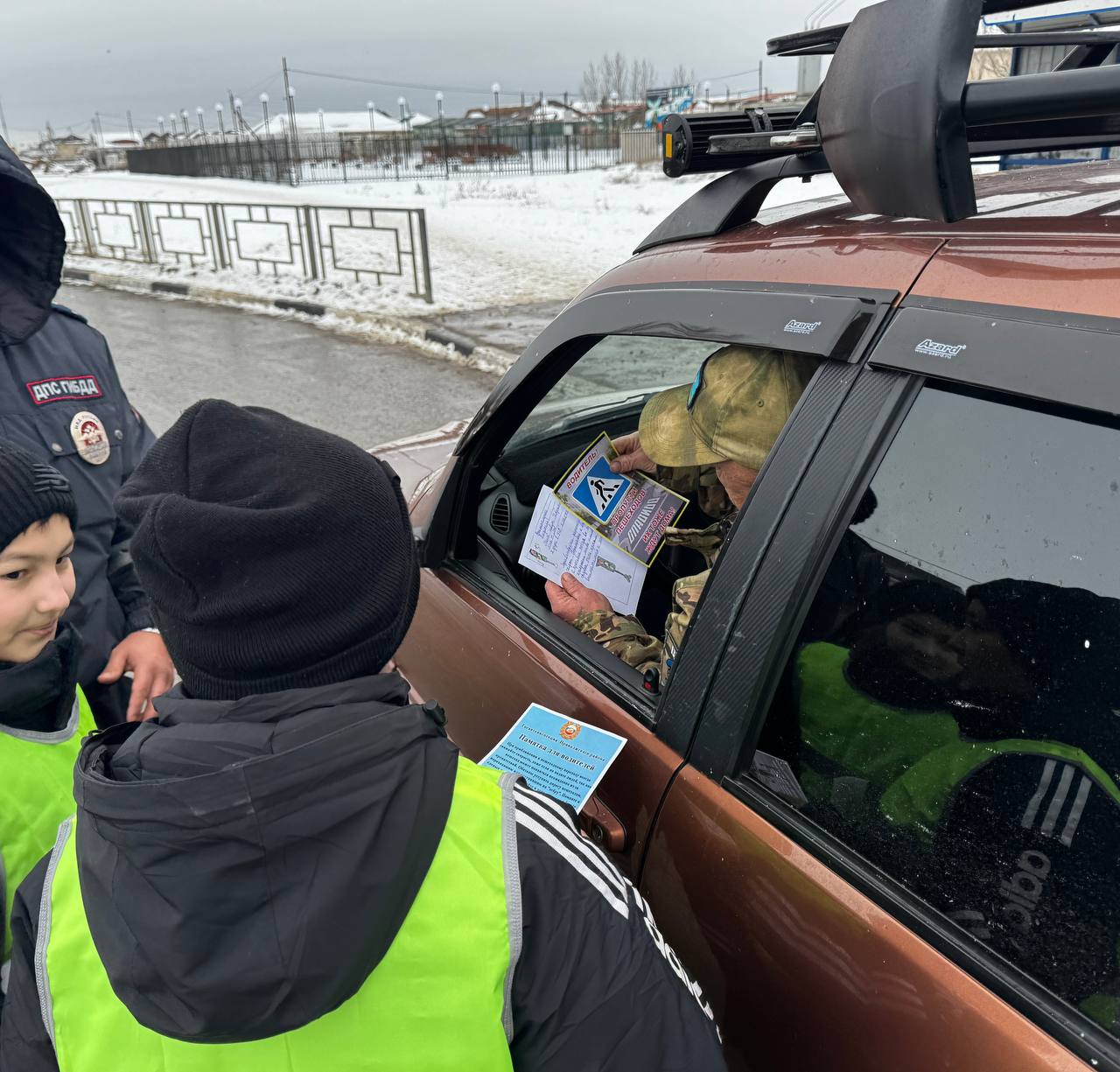 Астраханская Госавтоинспекция и юные помощники — за безопасность на дорогах