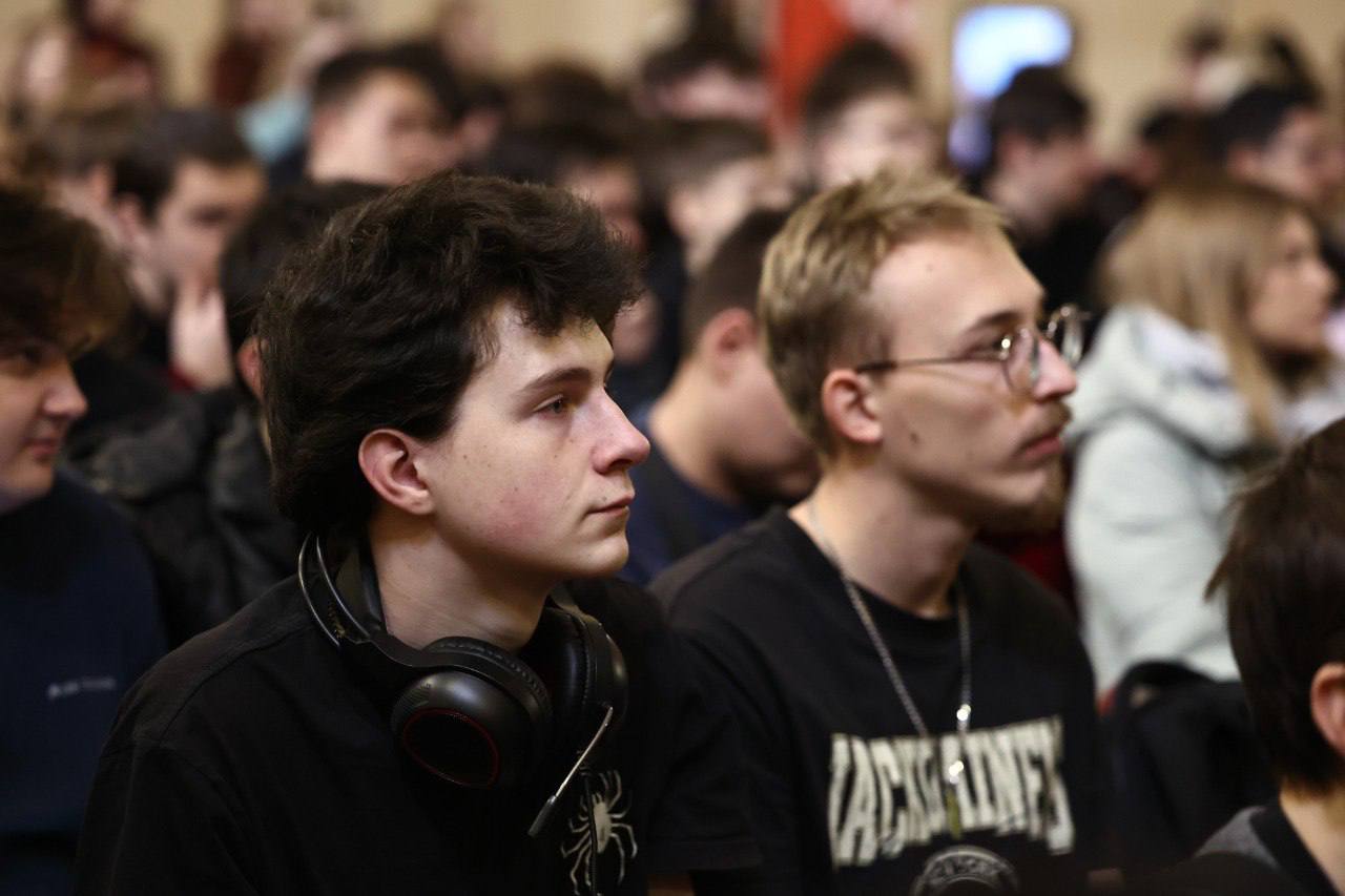 В Астрахани стартовал «Студенческий фестиваль по гонкам дронов» В Астрахани стартовал «Студенческий фестиваль по гонкам дронов»