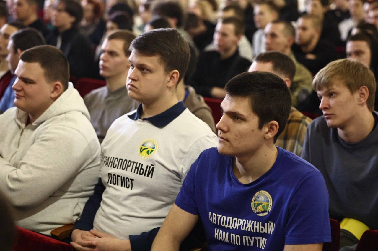 В Астрахани стартовал «Студенческий фестиваль по гонкам дронов» В Астрахани стартовал «Студенческий фестиваль по гонкам дронов»