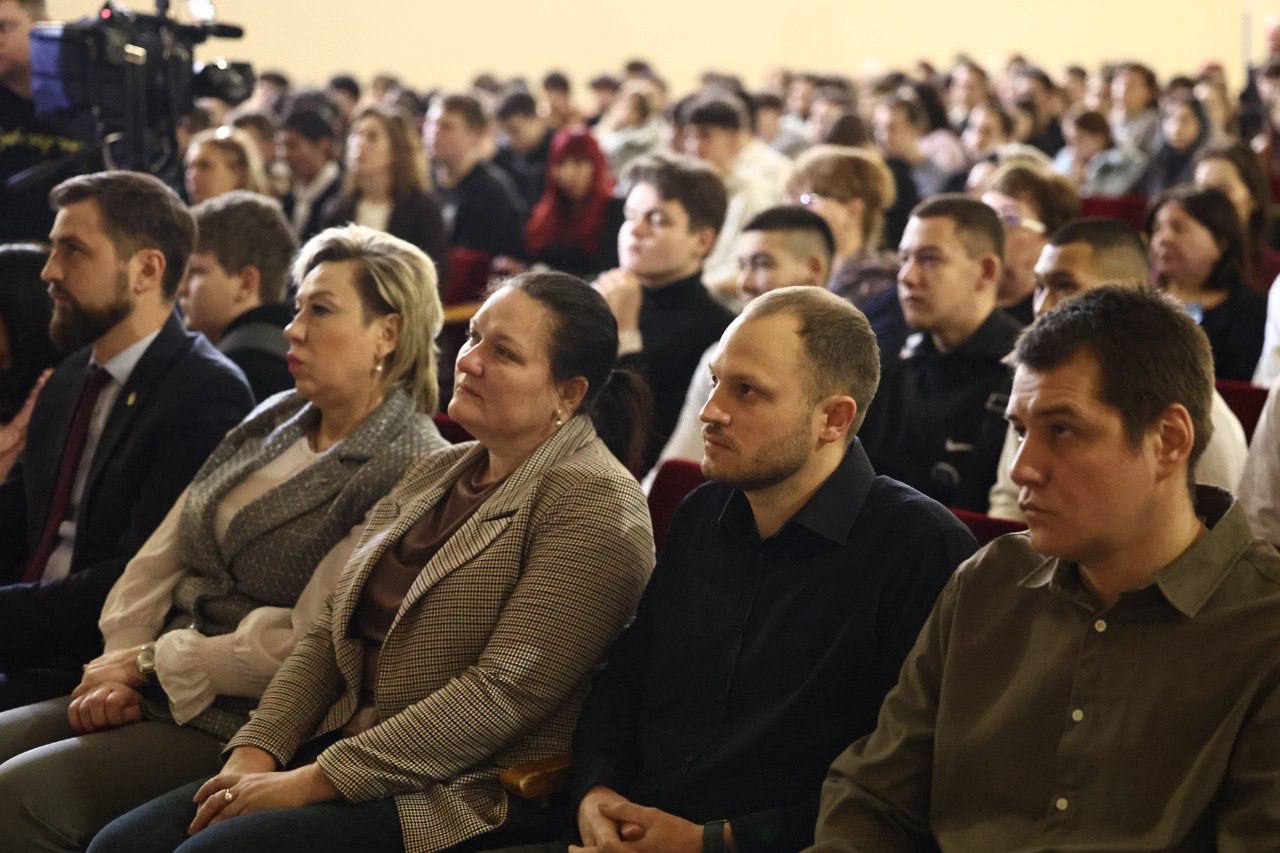 В Астрахани стартовал «Студенческий фестиваль по гонкам дронов» В Астрахани стартовал «Студенческий фестиваль по гонкам дронов»