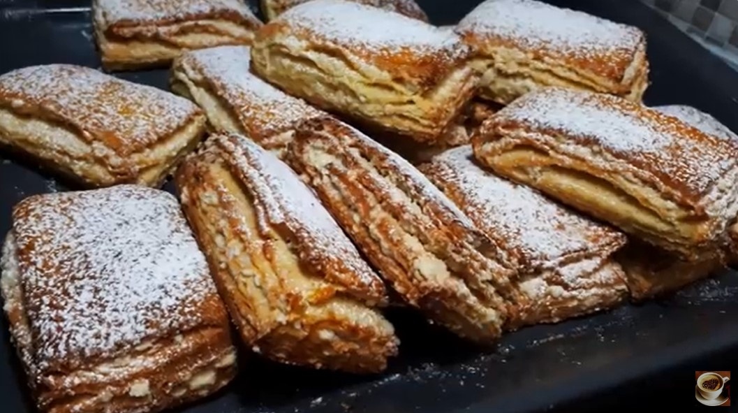 Творожные слойки к чаю: нежность в каждом укусе