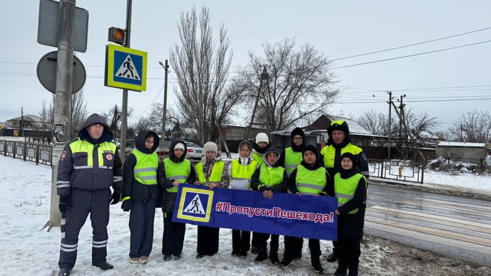 Астраханская Госавтоинспекция и юные помощники — за безопасность на дорогах Астраханская Госавтоинспекция и юные помощники — за безопасность на дорогах