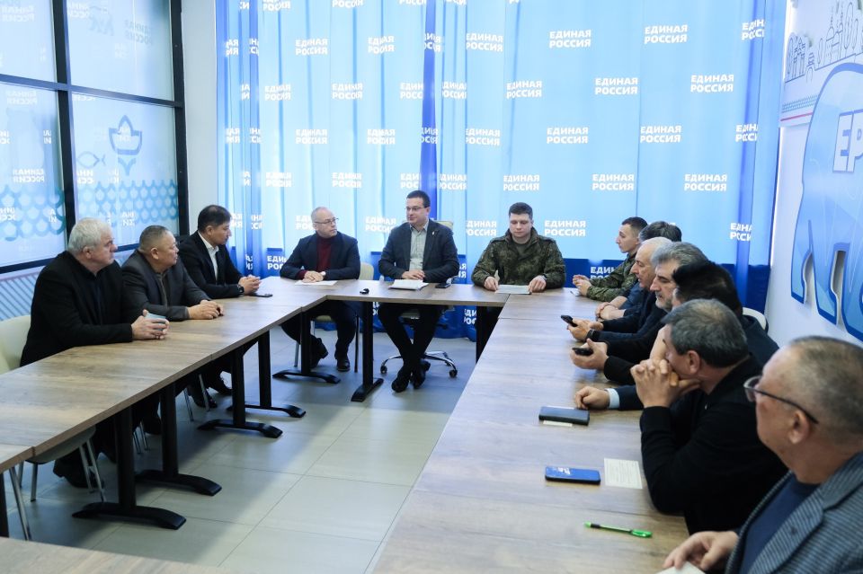 Представители военкомата провели встречу с руководителями этнокультурных объединений Астраханской области