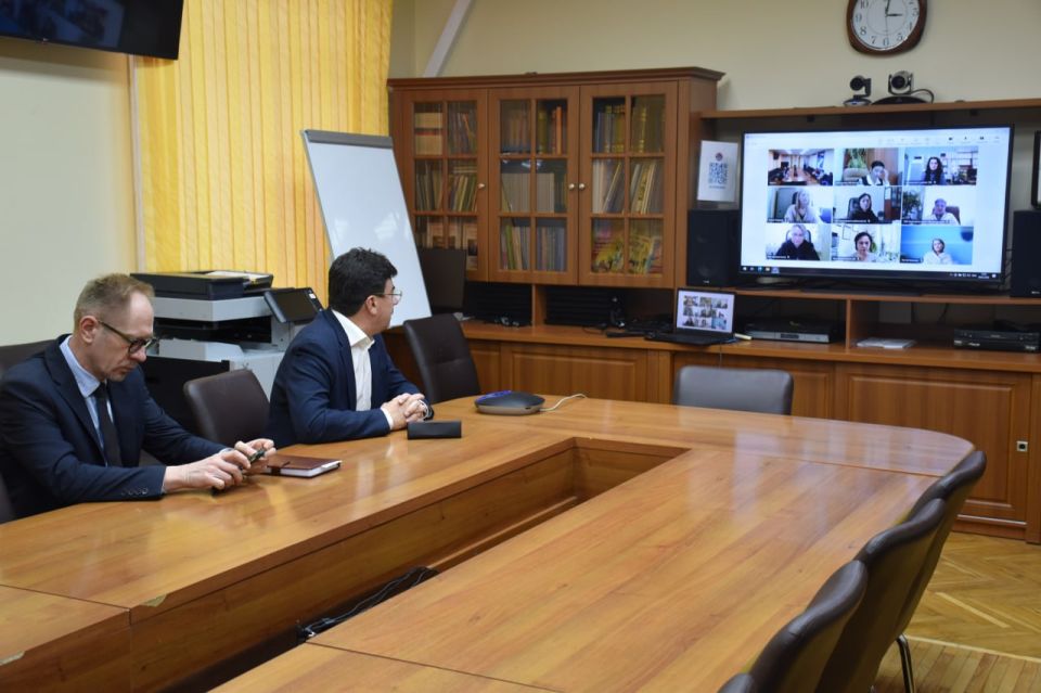 Избирательная комиссия Астраханской области совместно с Центром управления регионом провела обучающий семинар с руководством территориальных комиссий