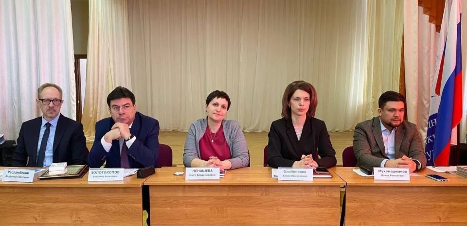 Председатель региональной избирательной комиссии Владимир Золотокопов и секретарь комиссии Владимир Расламбеков приняли участие в Межвузовской научно-практической конференции «Юридическая наука: история, современность...