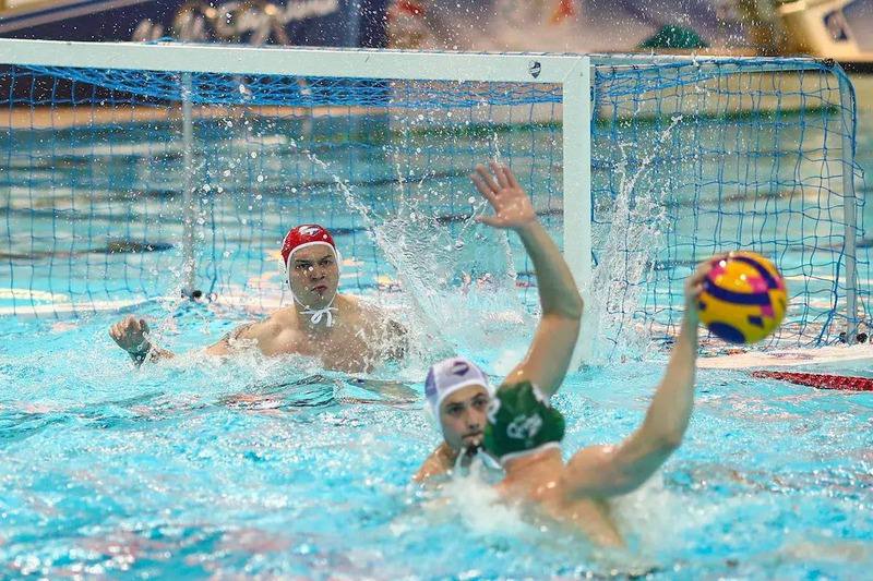 Астраханские ватерполисты одолели действующих чемпионов России Астраханские ватерполисты одолели действующих чемпионов России