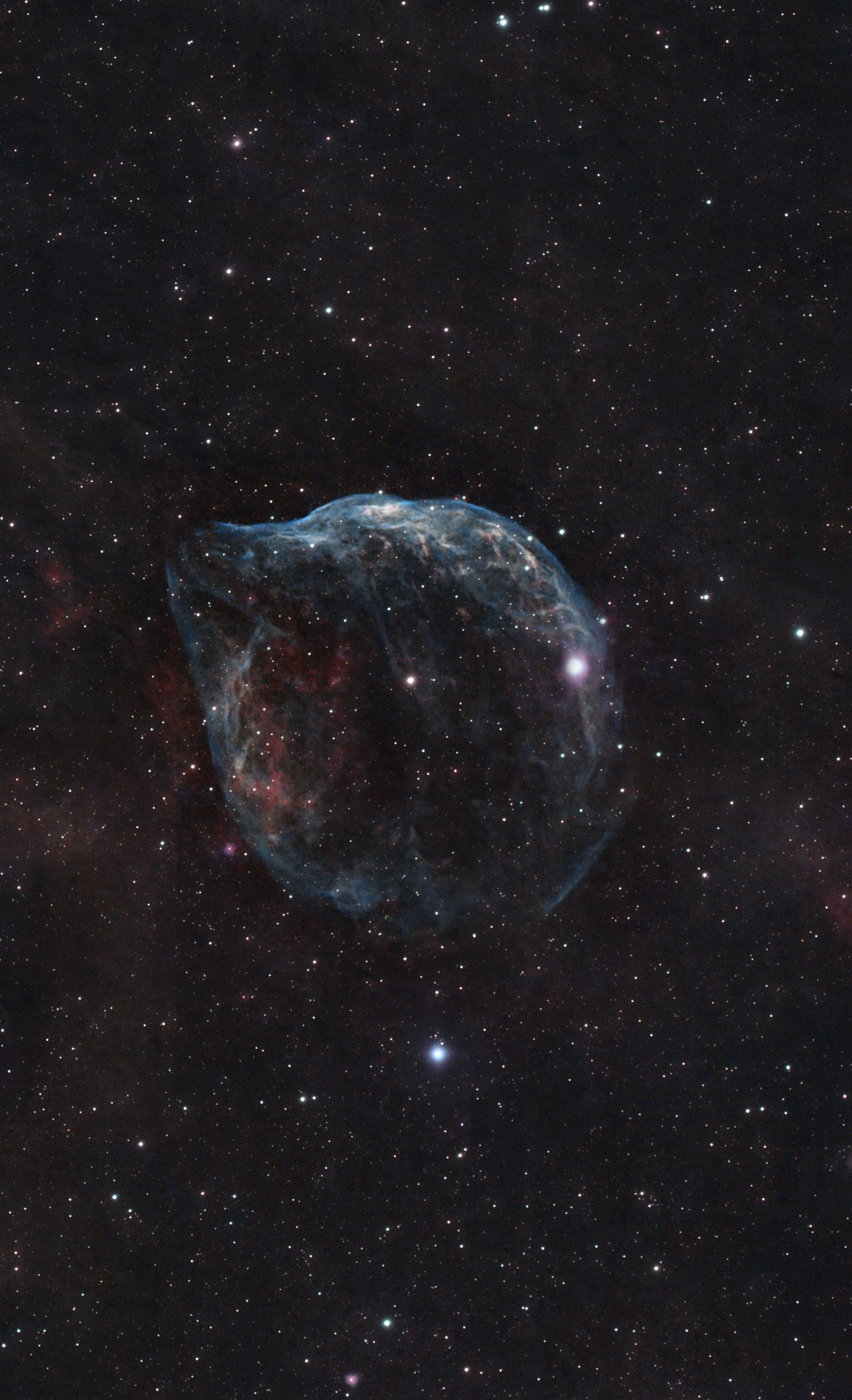 Астраханский астрофотограф снял туманность «Голова дельфина»