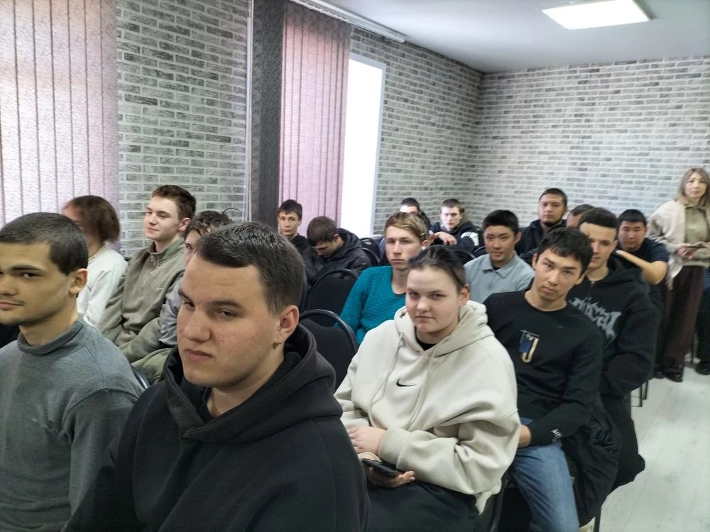 В Харабалинском филиале АГАСУ секретарь ТИК района Ирина Скилкова провела тематический классный час «Профессия. Права. Выборы» В Харабалинском филиале АГАСУ секретарь ТИК района Ирина Скилкова провела тематический классный час «Профессия. Права. Выборы»