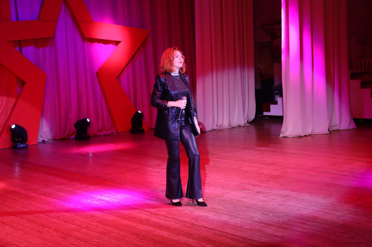 Праздничный концерт "Новые герои нового века", посвящённый Дню защитника Отечества Праздничный концерт "Новые герои нового века", посвящённый Дню защитника Отечества