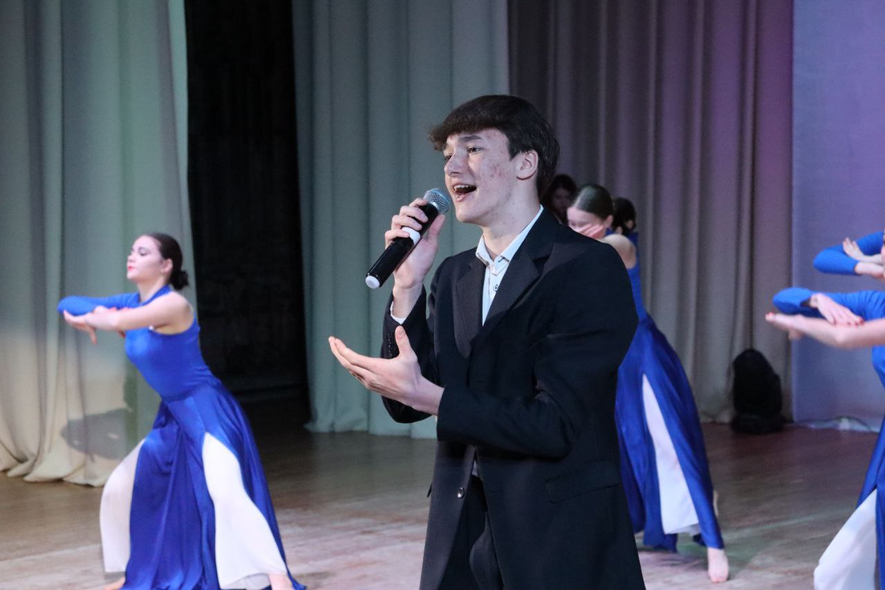 Праздничный концерт "Новые герои нового века", посвящённый Дню защитника Отечества Праздничный концерт "Новые герои нового века", посвящённый Дню защитника Отечества