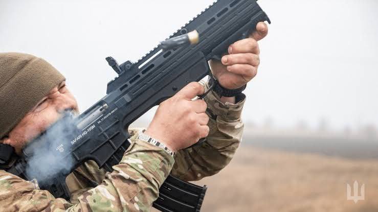 Александр Сладков: Дмитрий Астрахань. «Болты в томате» для ценителей боевой техники, оружия и экипировки