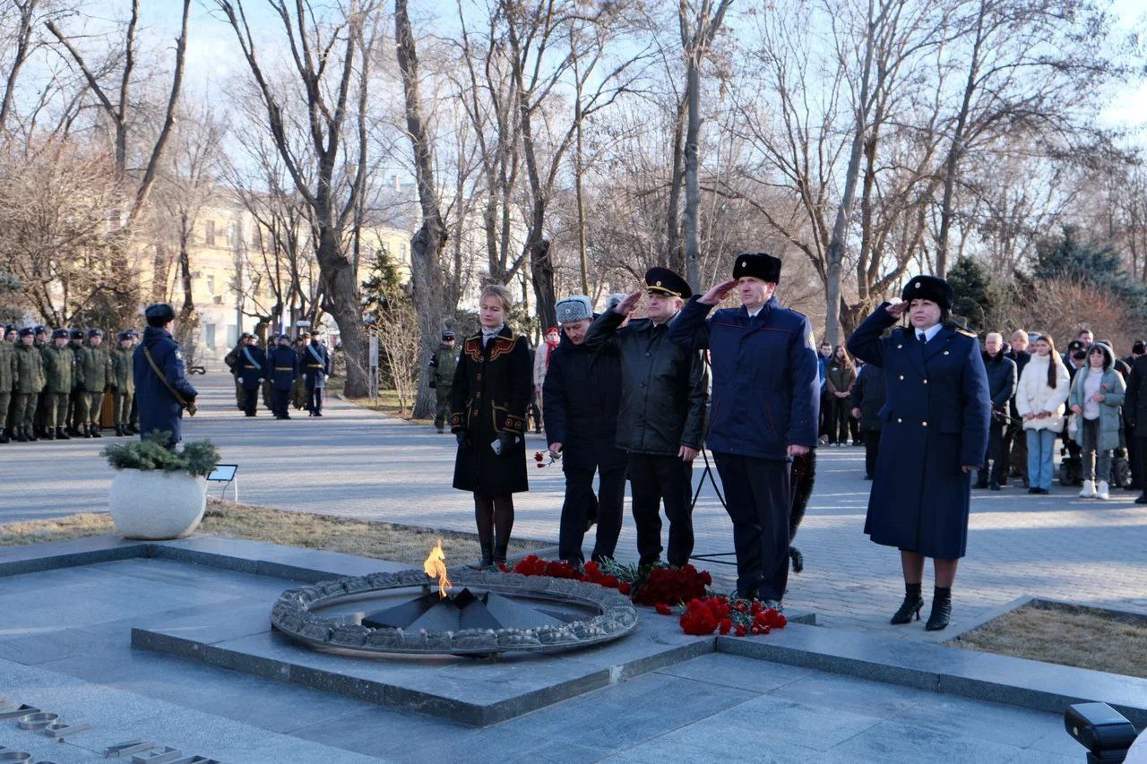 Игорь Редькин: Уважаемые астраханцы, поздравляю вас с Днем защитника Отечества! Игорь Редькин: Уважаемые астраханцы, поздравляю вас с Днем защитника Отечества!