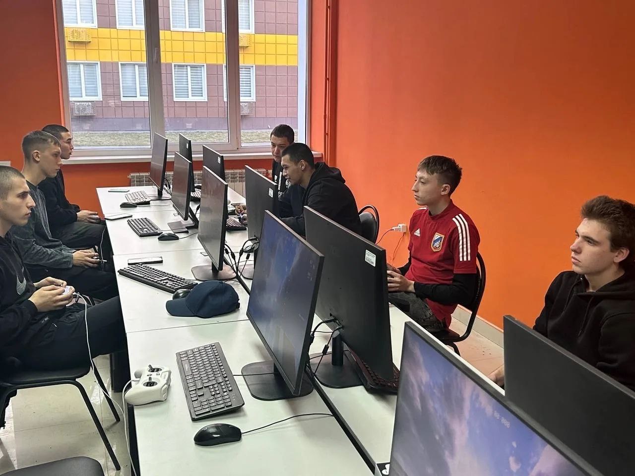 Определены первые победители «Студенческого фестиваля по гонкам дронов» Определены первые победители «Студенческого фестиваля по гонкам дронов»