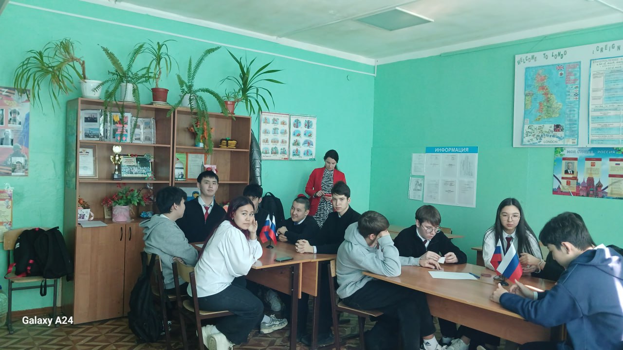 В Красноярской средней школе № 1 состоялся живой диалог о выборах В Красноярской средней школе № 1 состоялся живой диалог о выборах