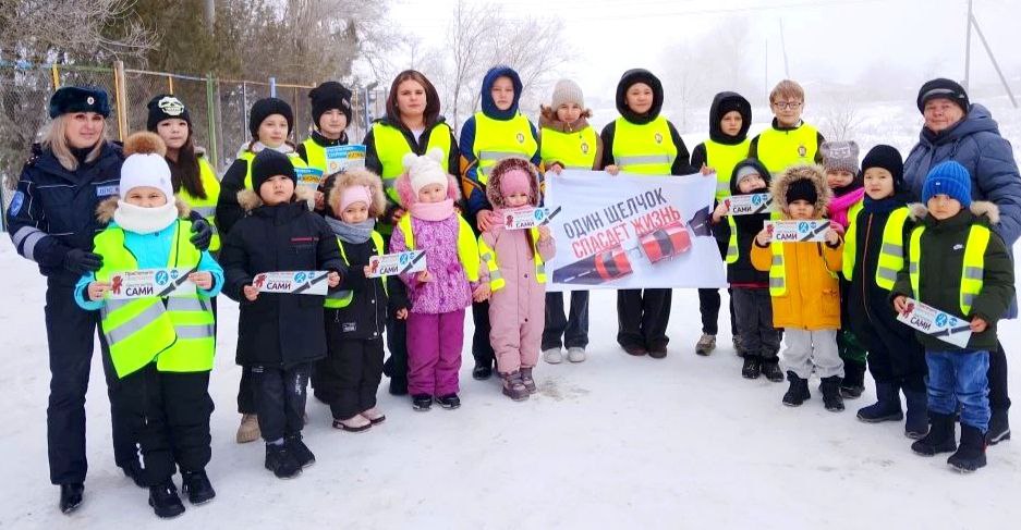 Сотрудники Госавтоинспекции Ахтубинского района в рамках профилактической работы по предупреждению детского дорожно-транспортного травматизма посетили Центр развития ребенка Сотрудники Госавтоинспекции Ахтубинского района в рамках профилактической работы по предупреждению детского дорожно-транспортного травматизма посетили Центр развития ребенка