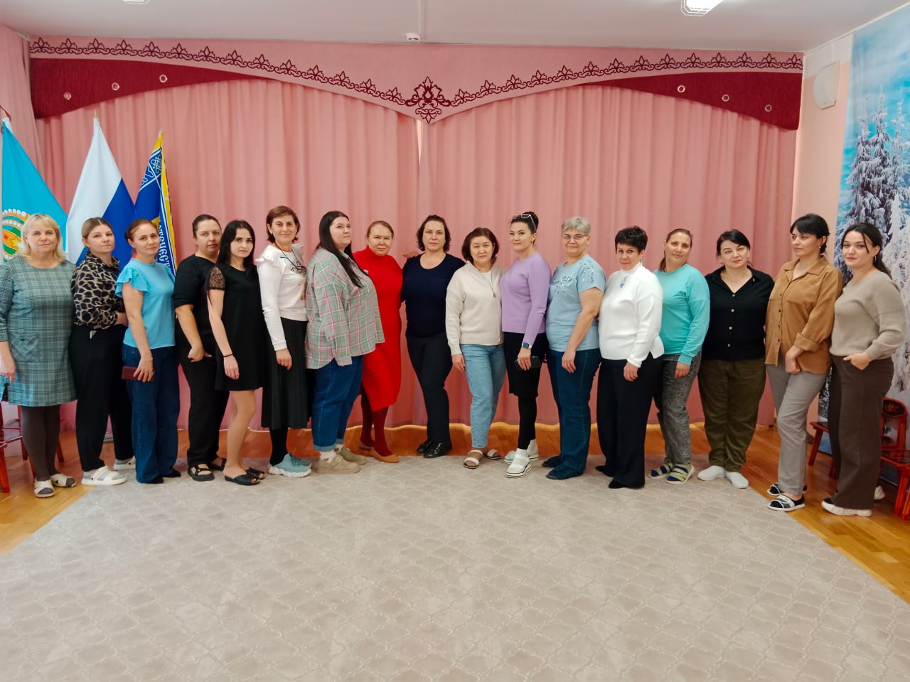 Секретарь территориальной избирательной комиссии Трусовского района Светлана Морозова провела встречи с коллективами МБДОУ г. Астрахани «Детский сад № 5» и «Детский сад № 77»